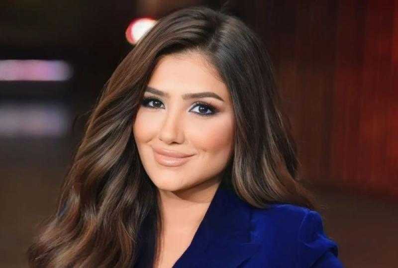 شاهد| مي عمر تحتفل بعيد ميلاد زوجها