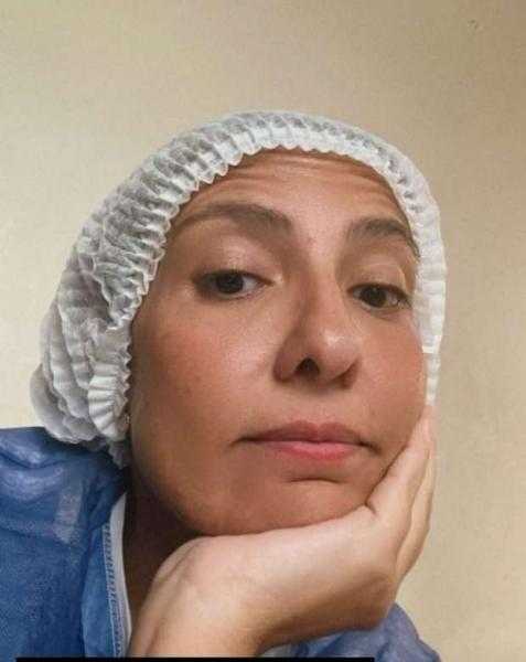 مي كساب تطمئن جمهورها بعد إجراء عملية جراحية في عينها
