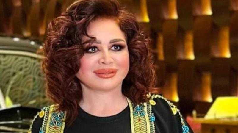 إلهام شاهين تتلقى دعمًا من جمهورها بعد الهجوم على تصريحاتها حول الصلاة