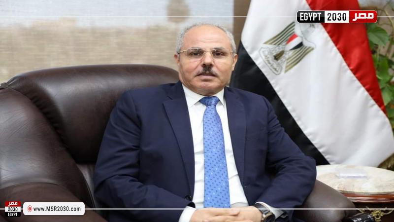 رئيس جامعة قناة السويس
