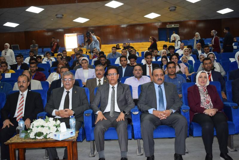 رئيس جامعة بنها 