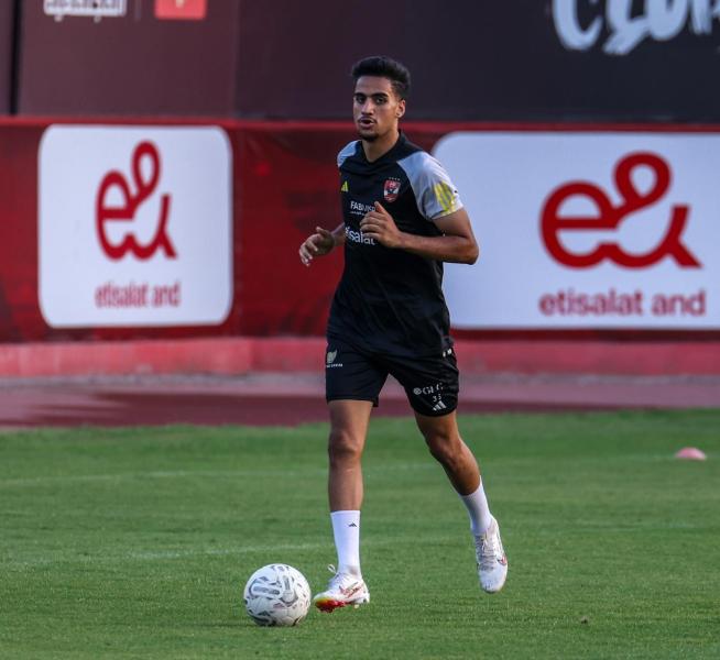 مصطفى أبو الخير