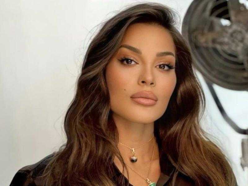 نادين نجيم تثير الجدل على السوشيال ميديا بسعر فستانها