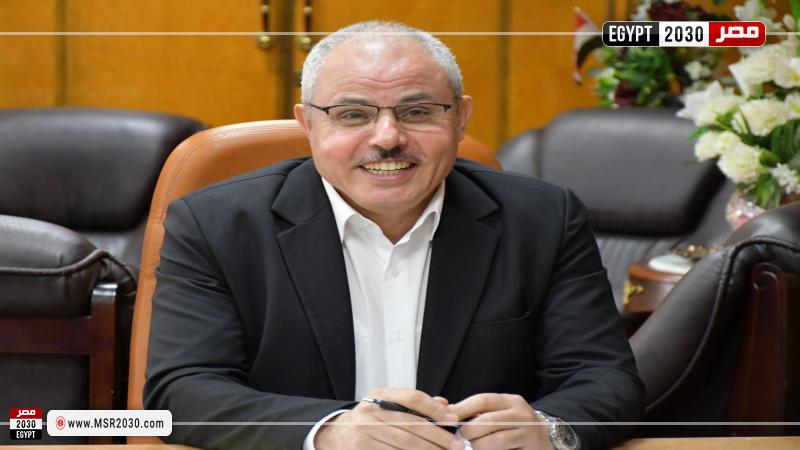 رئيس جامعة قناة السويس