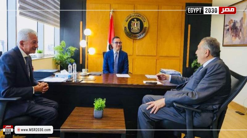 وزير الاستثمار يلتقى رئيس اتحاد الغرف التجارية