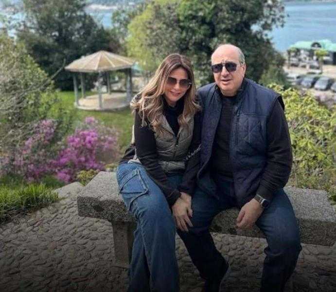 أحدث ظهور لـ صابرين مع زوجها