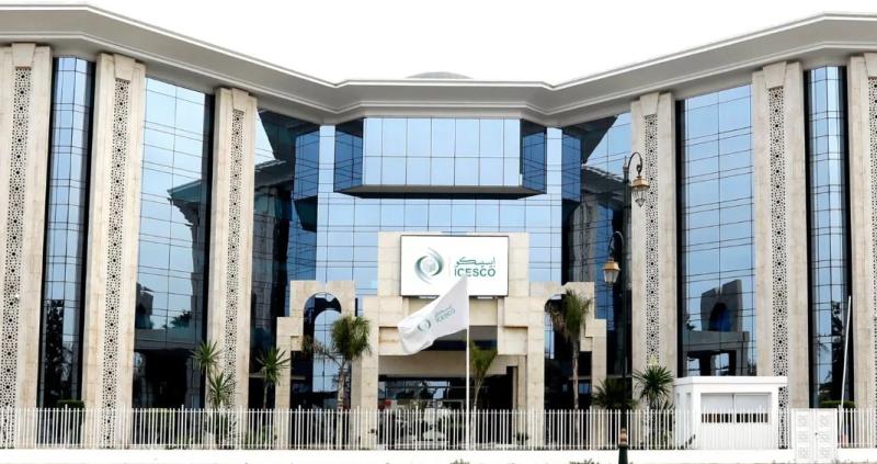 «الإيسيسكو» تدعو لسد منابع الأمية لمستقبل تعليمي أفضل