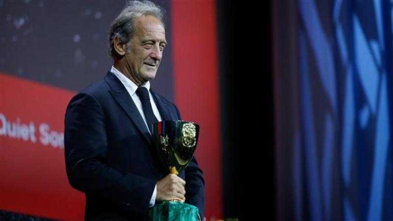 فينسنت ليندون ونيكول كيدمان يتوجان بجائزتي كأس فولبي في مهرجان فينيسيا السينمائي