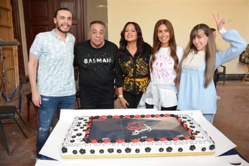 أبطال مسلسل روج أسود