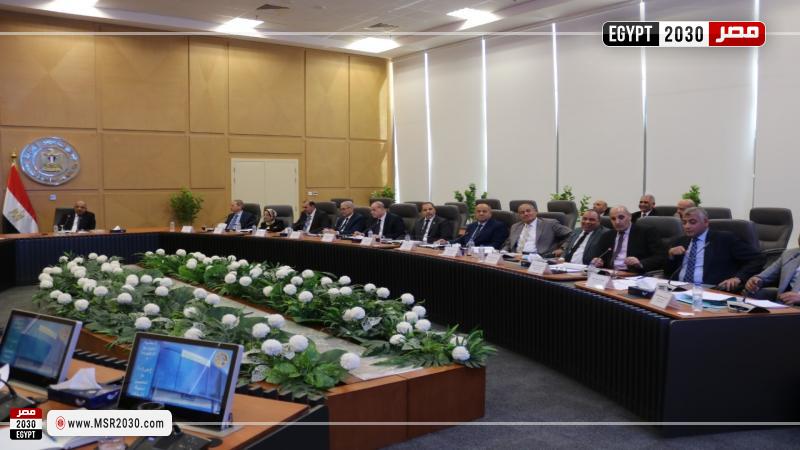 اجتماع وزير الكهرباء