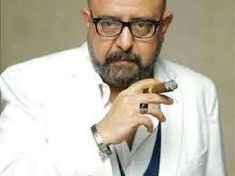 أحمد شاهين 