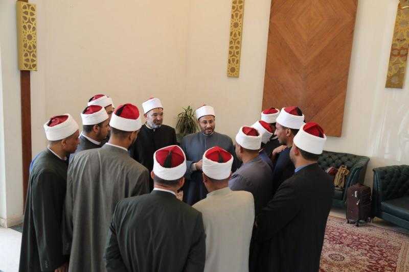 “البحوث الإسلامية” يوجه قافلة توعوية شاملة إلى محافظة شمال سيناء والواحات البحرية بمحافظة الجيزة