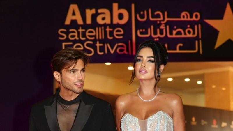 شادي شامل ينفي شائعات خطوبته: ”هي صديقة”