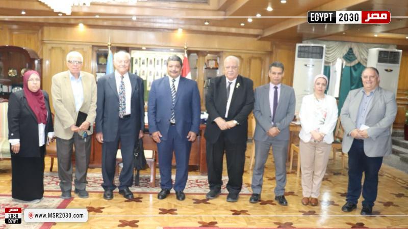 خلال الندوة