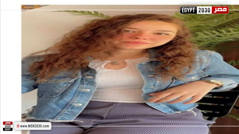 فتاة حدائق القبة