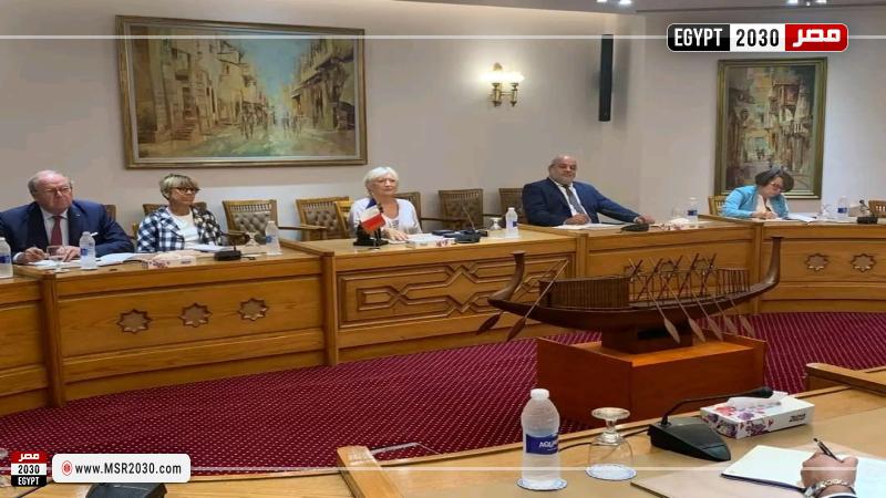 نائب وزير الخارجية يستقبل وفدا من مجموعة الصداقة الفرنسية المصرية بمجلس الشيوخ الفرنسي