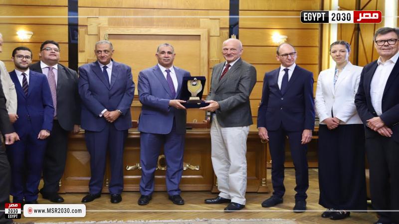 نقيب المحامين