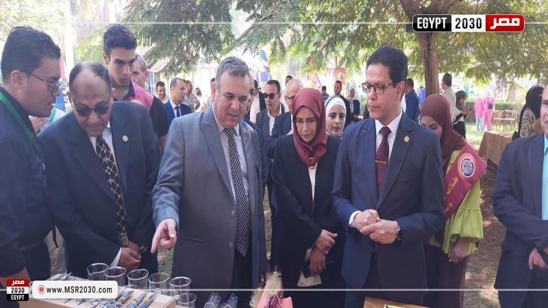 رئيس جامعة بنها