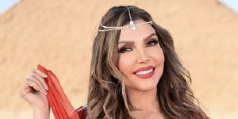 نادية مصطفى 