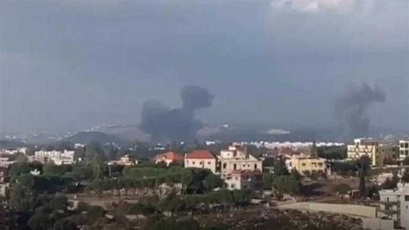 وزير الدفاع اللبناني: الجيش ملتزم بالتعاون مع ”يونيفيل” ويدين العدوان الإسرائيلي