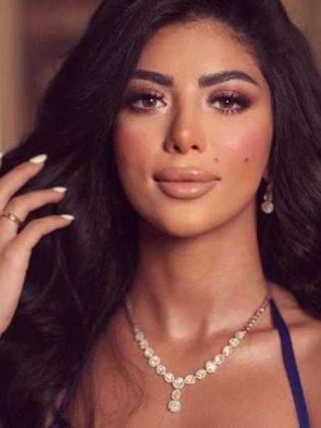 كارولين عزمي تتألق في أحدث ظهور