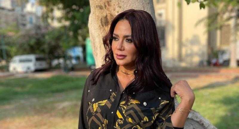 رانيا يوسف تعبر عن مفاجأتها بوجود بلوجر في فيلم ”أوراق التاروت”