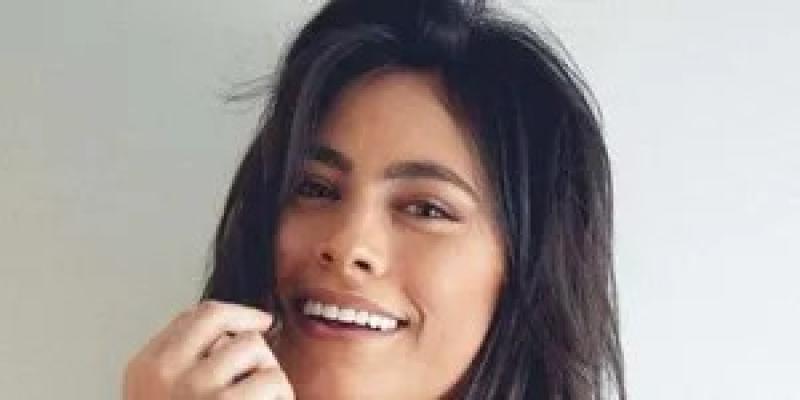 هاجر أحمد تنشر صورها من غرفة العمليات مع مولودها الثاني