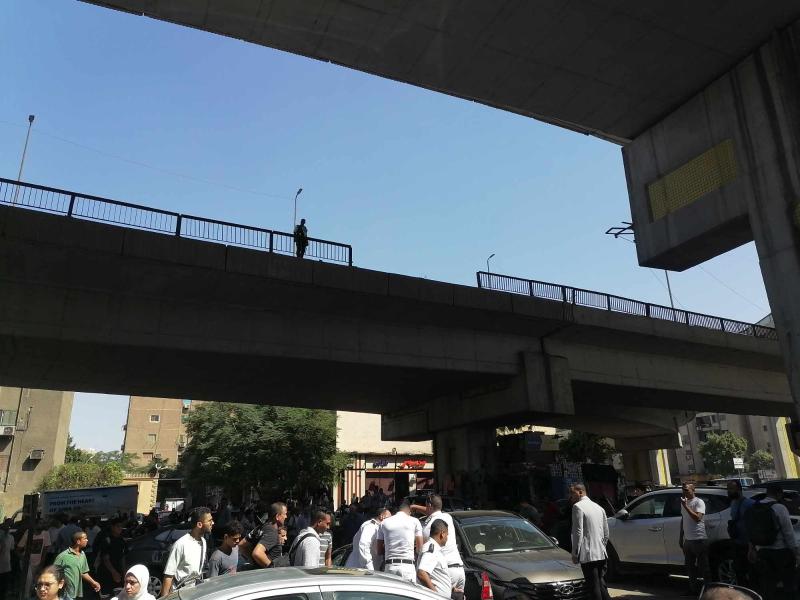 تفاصيل حادث سقوط سيارة من أعلي كوبرى أكتوبر بالقرب من نادي السكة الحديد
