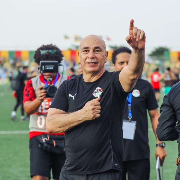 حسام حسن 
