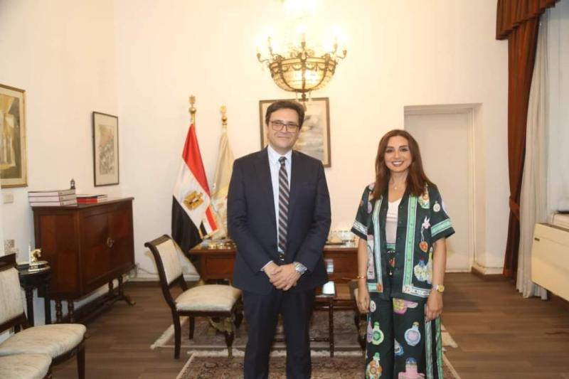 أنغام مع وزير الثقافة 