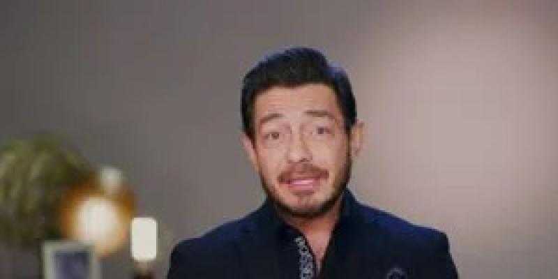 أحمد زاهر يستقبل عزاء خالته اليوم
