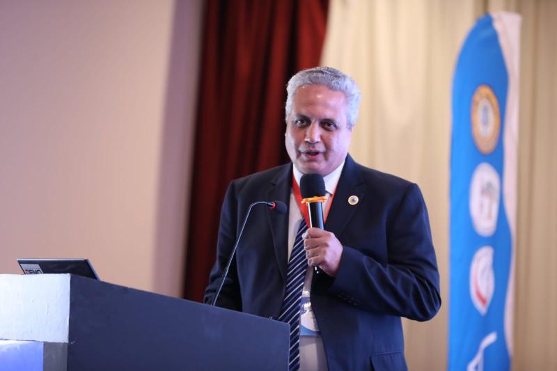  رئيس الجمعية المصرية لجراحة العظام