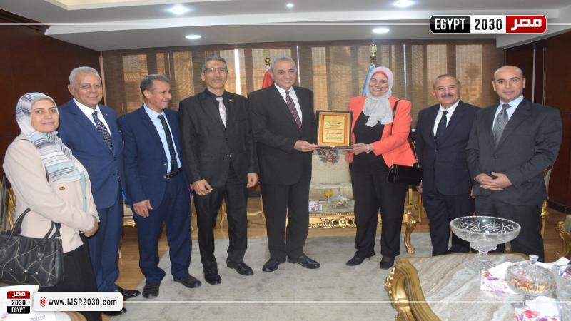 محافظ الغربية