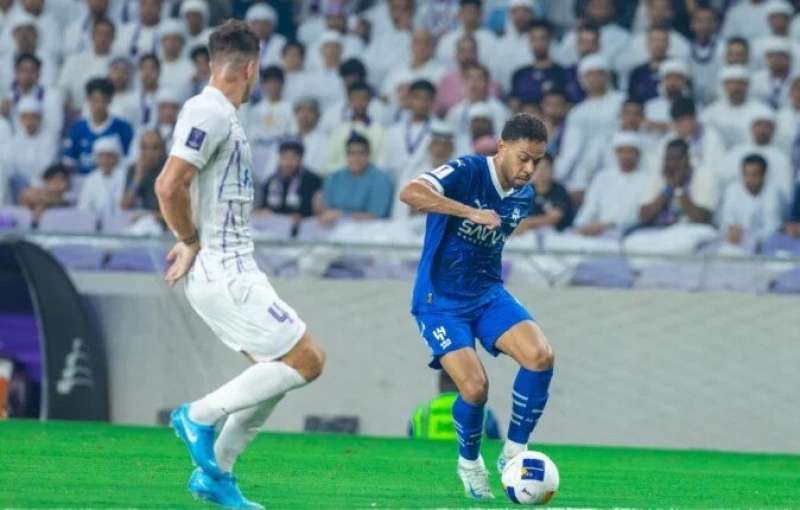 الهلال والعين