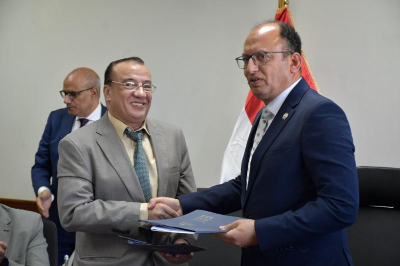 رئيس جامعة حلوان 