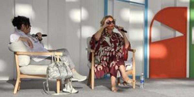 إسعاد يونس: «كنا هنتحبس أنا ويسرا وعادل إمام بسبب فيلم الأفوكاتو»