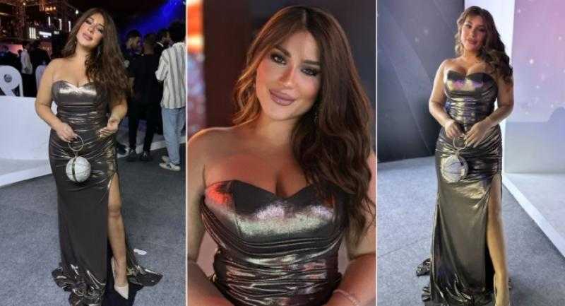 بفستان مكشوف.. أسما شريف منير تخطف الأنظار بمهرجان الجونة السينمائي