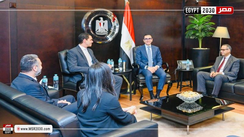 وزير الاستثمار والتجارة الخارجية