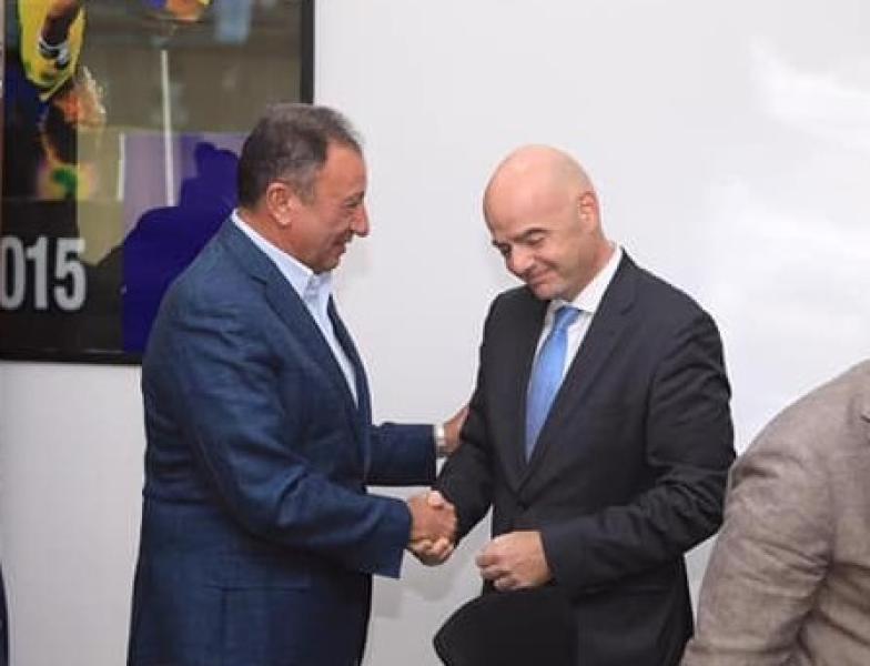 محمود الخطيب وجياني إنفانتينو