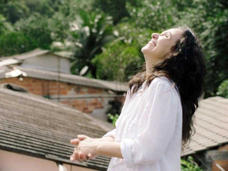 مهرجان القاهرة السينمائي يكشف القائمة الكاملة للجان تحكيم مسابقات الدورة الـ 45