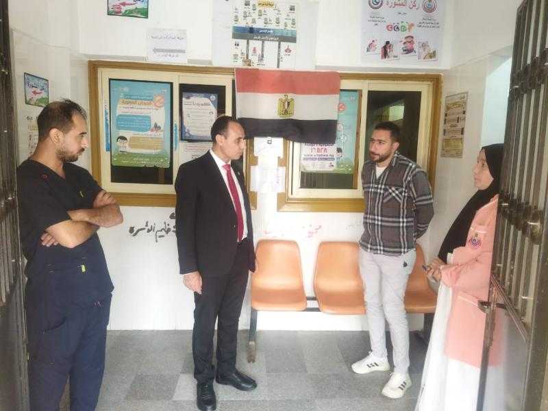وكيل وزارة الصحة بالشرقية يتفقد سير العمل بوحدة طب الأسرة ببني حسن بأولاد صقر