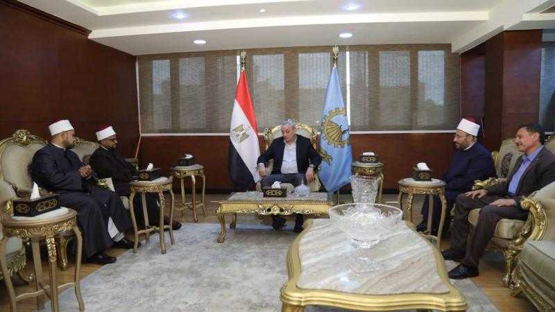 أمين البحوث الإسلامية يبحث مع محافظ الغربية سبل التعاون في تعزيز الوعي الديني والفكري