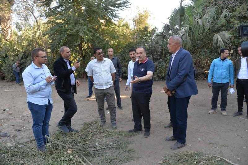 محافظ أسيوط: دراسة تعظيم الإستفادة من أماكن فضاء غير مستغلة بمدينة أبوتيج