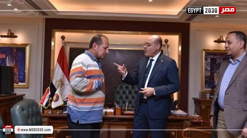 جبران يستقبل مواطن تعرض للإساءة داخل مكتب عمل
