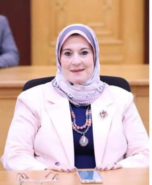 الدكتورة سامية الحسيني أبو فرحة
