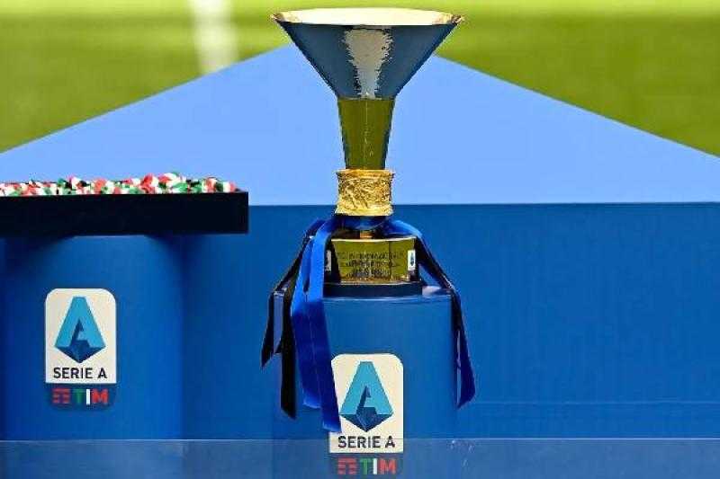 قرار تاريخي بإقامة فترة انتقالات في يونيو 2025 استعدادًا لكأس العالم للأندية
