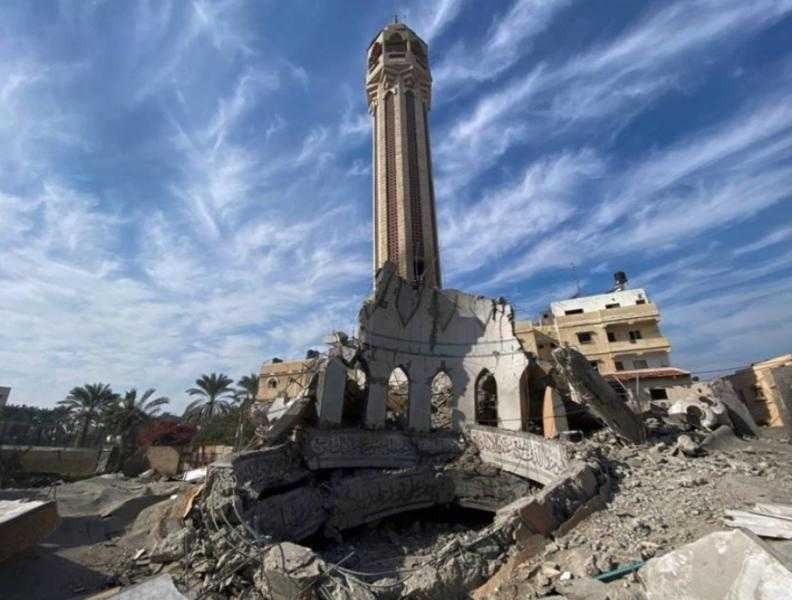 أخرها مسجد الفاورق بالنصيرات.. الاحتلال يواصل تدمير مساجد غزة