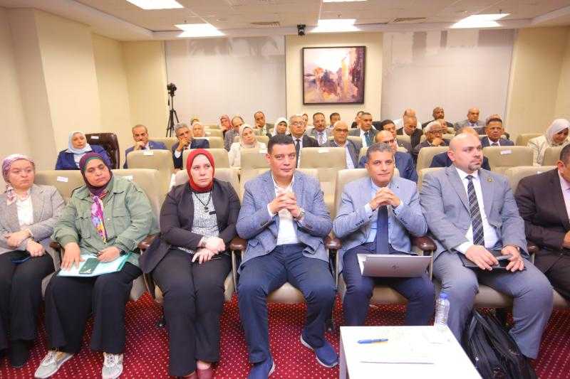 التضامن الاجتماعي تستعرض أهداف صندوق دعم العمل الأهلي خلال فعاليات اللقاء الدوري لوكلاء الوزارة ومديري المديريات