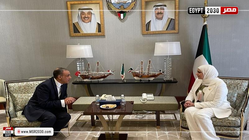 بدر عبد العاطي وزير الخارجية والهجرة مع نوره سليمان الفصام، وزيرة المالية الكويتية