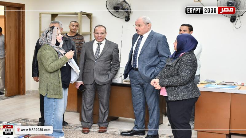 رئيس جامعة قناة السويس